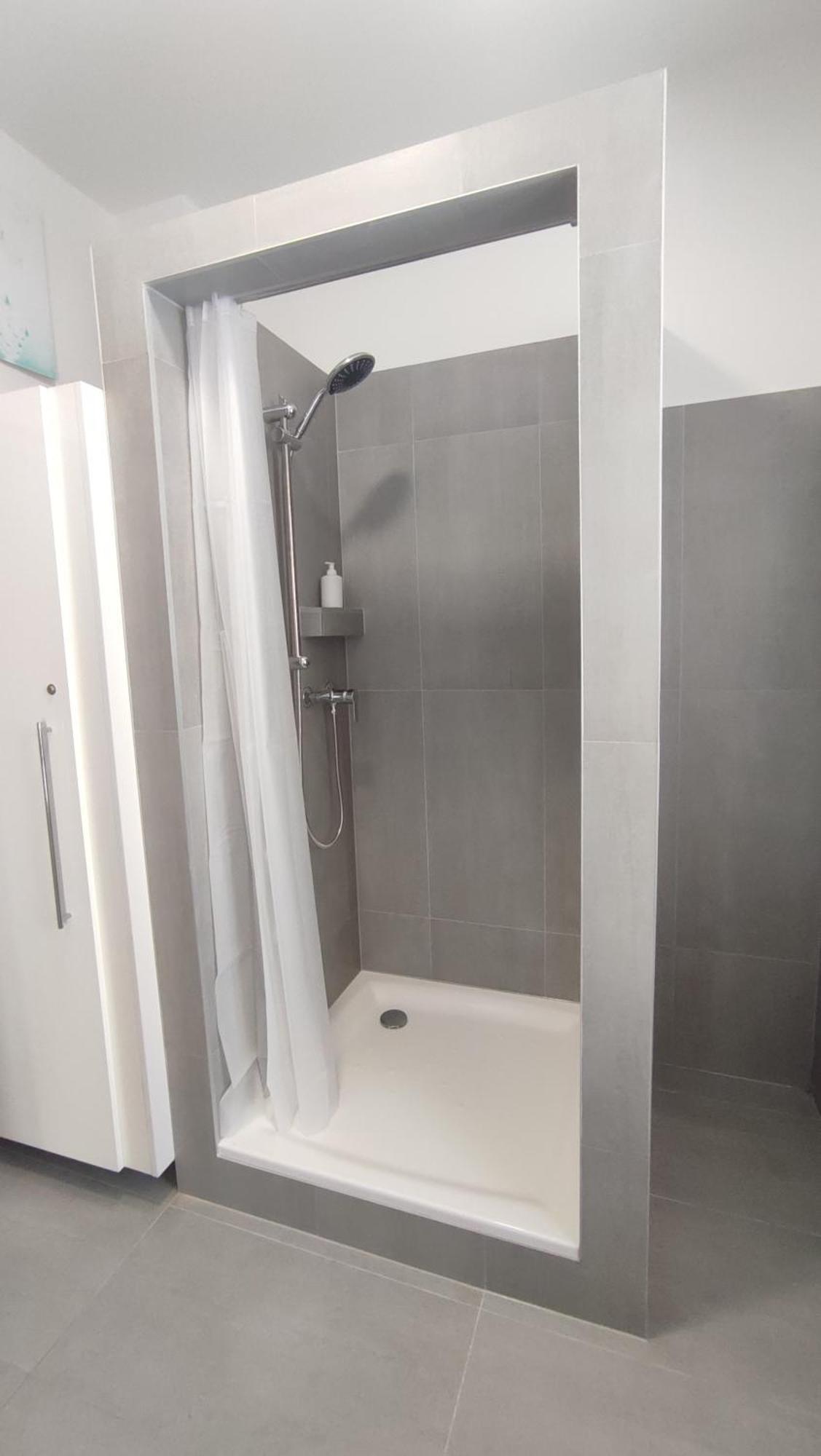 Belvarosi Apartman Pecs Luaran gambar